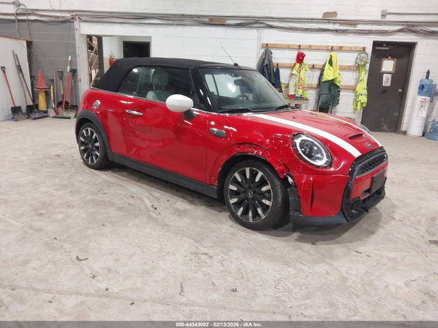 2023 MINI CONVERTIBLE WMW43DL06P3P43859 Photo 0