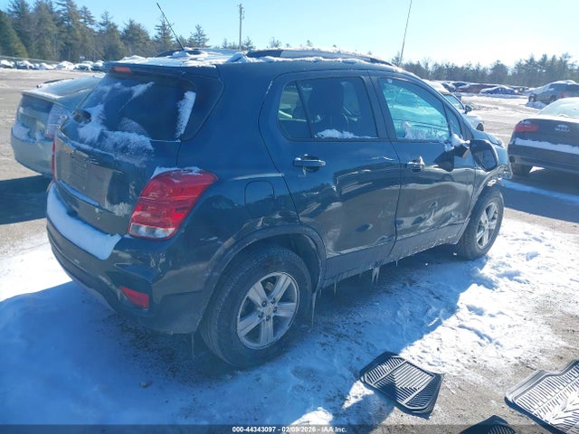 2021 CHEVROLET TRAX KL7CJPSB3MB332877 Photo 3