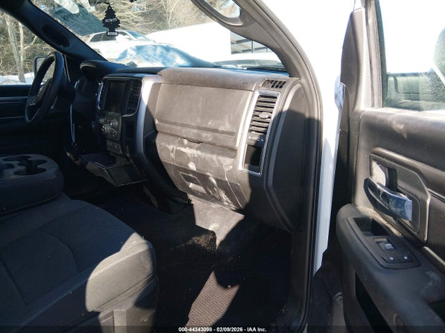 2021 RAM 1500 CLASSIC 1C6RR7GG3MS577082 Photo 4