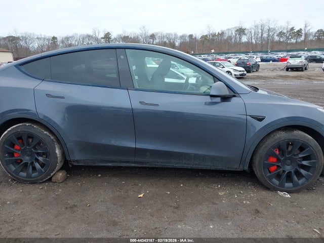 5YJYGDEE1MF108127 Tesla Model Y Long Range Dual Motor All-wheel Drive