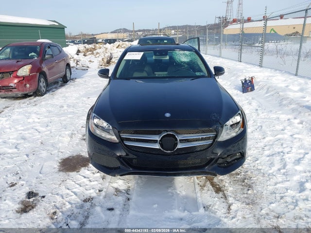 44343193 :رقم المزاد ، 55SWF4KB6HU206711 vin ، 2017 Mercedes-benz C 300 4matic/luxury 4matic/sport 4matic مزاد بيع