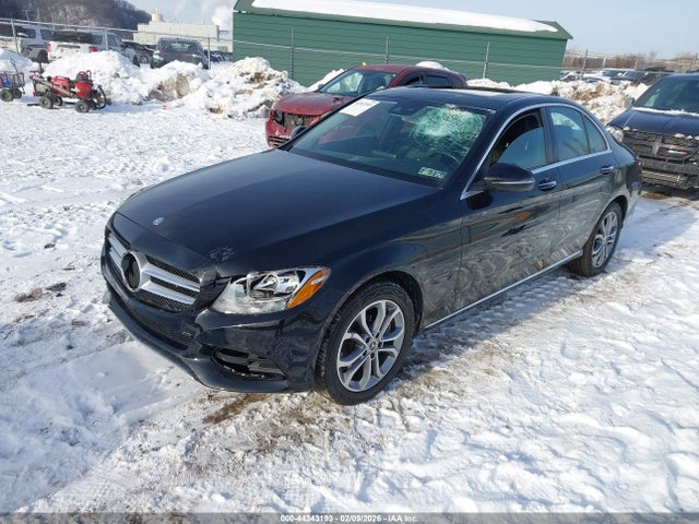 44343193 :رقم المزاد ، 55SWF4KB6HU206711 vin ، 2017 Mercedes-benz C 300 4matic/luxury 4matic/sport 4matic مزاد بيع