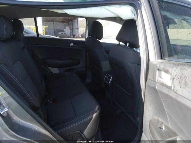 KNDPM3AC9H7246481 KIA Sportage Lx