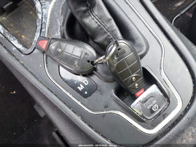44343203 :رقم المزاد ، 1C4PJLCB0KD134383 vin ، 2019 Jeep Cherokee Latitude Fwd مزاد بيع