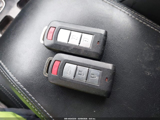 44343230 :رقم المزاد ، JA4AD3A33LZ042417 vin ، 2020 Mitsubishi Outlander Se 2.4 مزاد بيع