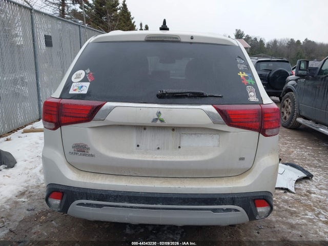 44343230 :رقم المزاد ، JA4AD3A33LZ042417 vin ، 2020 Mitsubishi Outlander Se 2.4 مزاد بيع