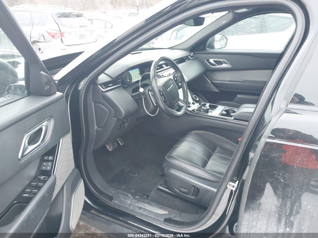 SALYL2RX0JA753456 Land Rover Range Rover Velar P250 Se R-dynamic