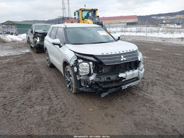 2023 MITSUBISHI OUTLANDER JA4J4UA81PZ011741 Photo 0