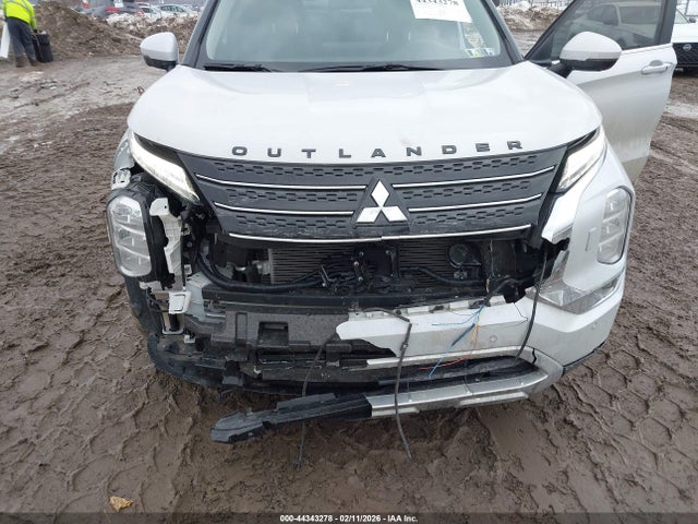 2023 MITSUBISHI OUTLANDER JA4J4UA81PZ011741 Photo 5