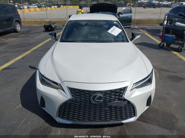 44343279 :رقم المزاد ، JTHAA1D26M5112893 vin ، 2021 Lexus Is 300 مزاد بيع