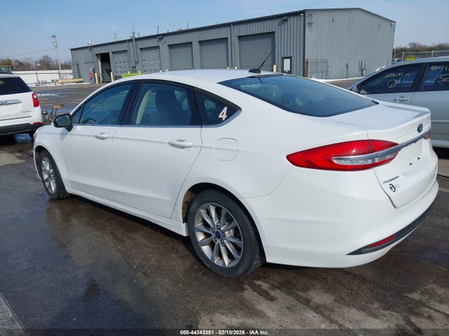 3FA6P0H75HR383412 Ford FUSION SE