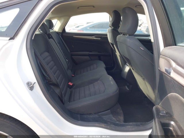 3FA6P0H75HR383412 Ford FUSION SE