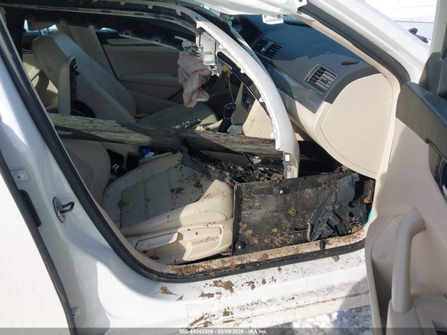 2014 VOLKSWAGEN PASSAT 1VWAT7A30EC111518 Photo 4