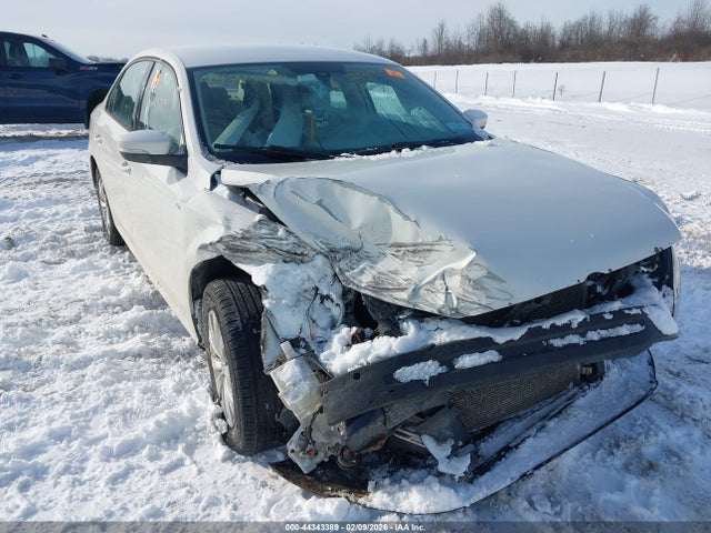 2014 VOLKSWAGEN PASSAT 1VWAT7A30EC111518 Photo 5