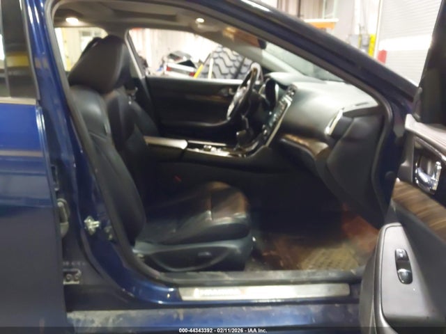 1N4AA6AP0GC401191 Nissan Maxima 3.5 Platinum