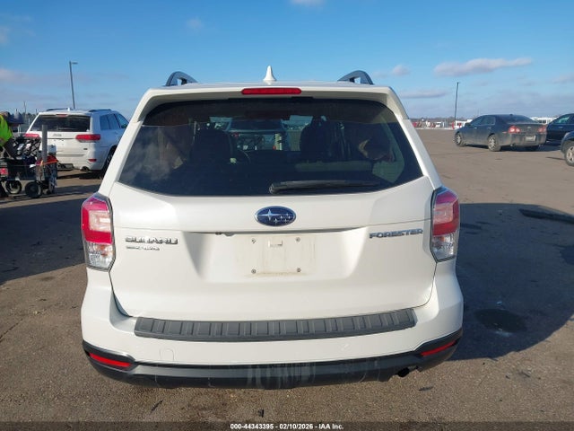 Subaru Forester 2.5i Premium 2018 JF2SJAGC8JH495239 Image 16