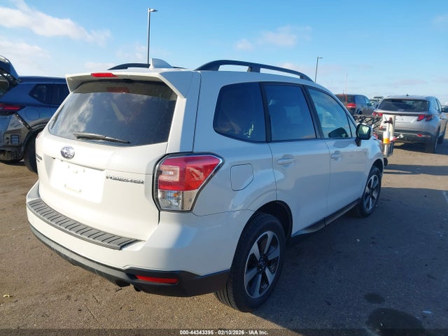 Subaru Forester 2.5i Premium 2018 JF2SJAGC8JH495239 Image 4