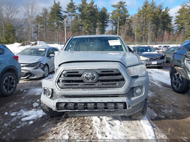 3TMCZ5AN8KM268076 Toyota Tacoma Sr5 V6