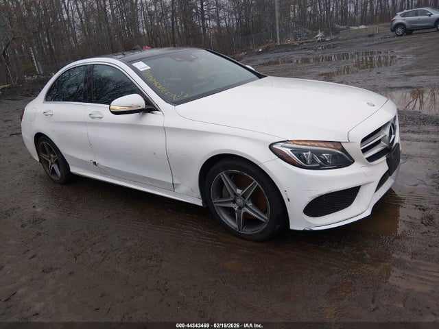 2015 MERCEDES-BENZ C 300 55SWF4KBXFU007903
