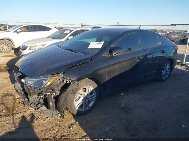 2020 HYUNDAI ELANTRA 5NPD84LF5LH568317 Photo 1