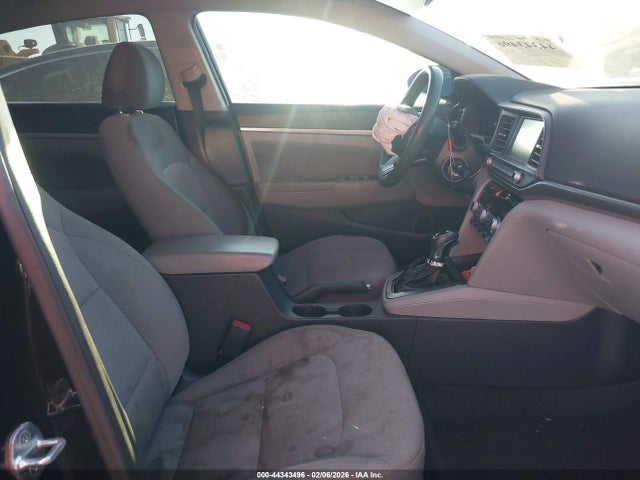 2020 HYUNDAI ELANTRA 5NPD84LF5LH568317 Photo 4