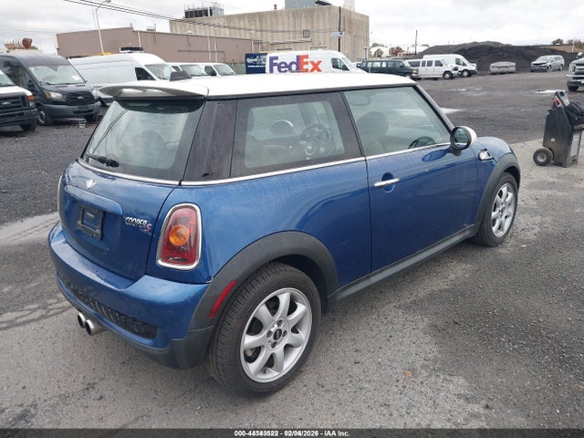 2009 MINI COOPER S WMWMF73589TT94677 Photo 3