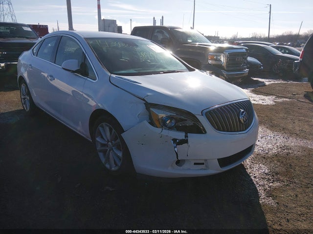 44343533 :رقم المزاد ، 1G4PP5SK1F4108582 vin ، 2015 Buick Verano مزاد بيع