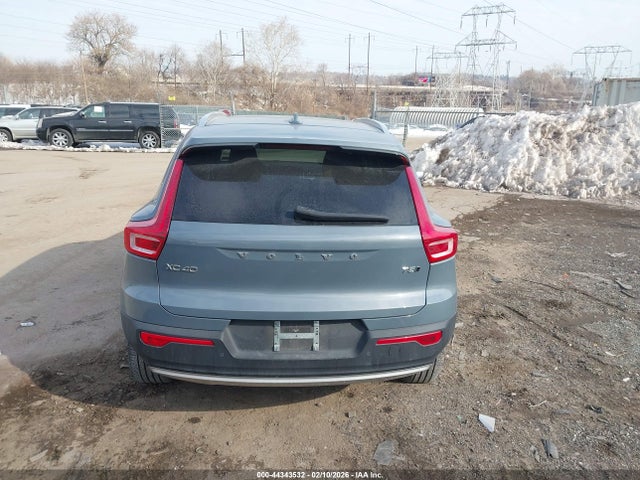 YV4162UK4L2262894 Volvo Xc40 T5 Momentum