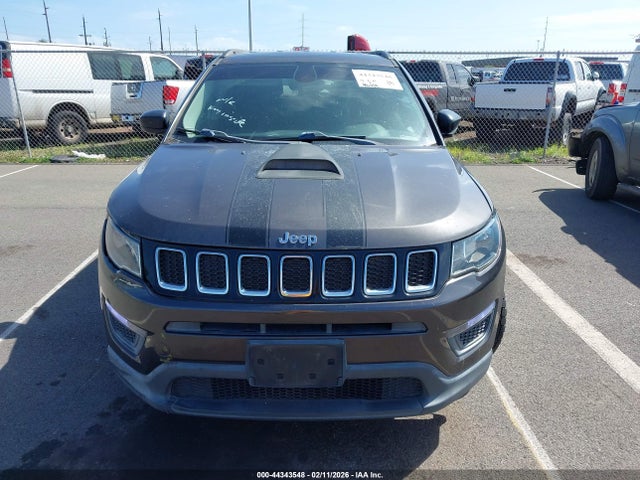 3C4NJCABXJT125550 Jeep Compass Sport Fwd