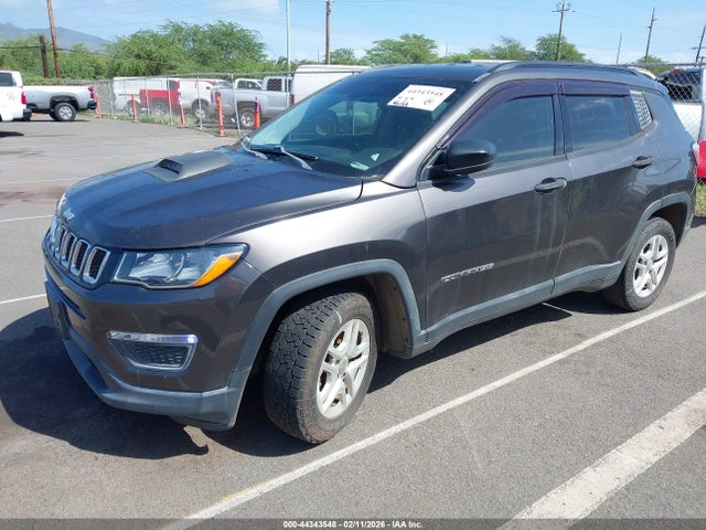 3C4NJCABXJT125550 Jeep Compass Sport Fwd