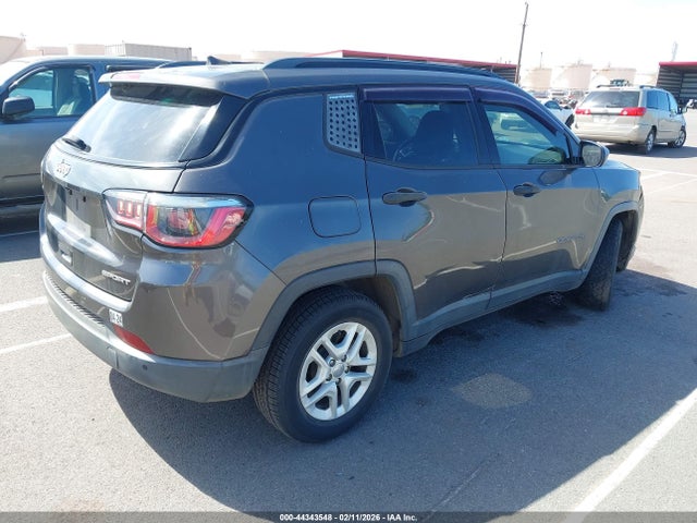 3C4NJCABXJT125550 Jeep Compass Sport Fwd