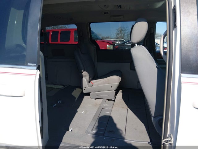 Продажа на аукционе авто 2009 Chrysler Town & Country Touring, vin: 2A8HR54199R534053, номер лота: 44343623
