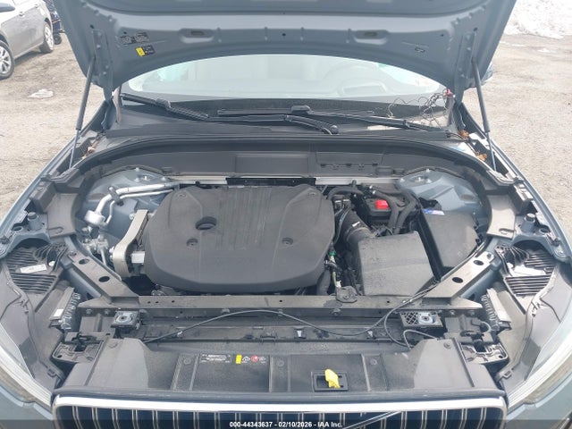 2022 VOLVO XC60 YV4L12RL7N1020862 Photo 9