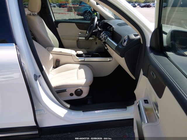 2022 MERCEDES-BENZ GLB 250 W1N4M4GB8NW241984 Photo 4