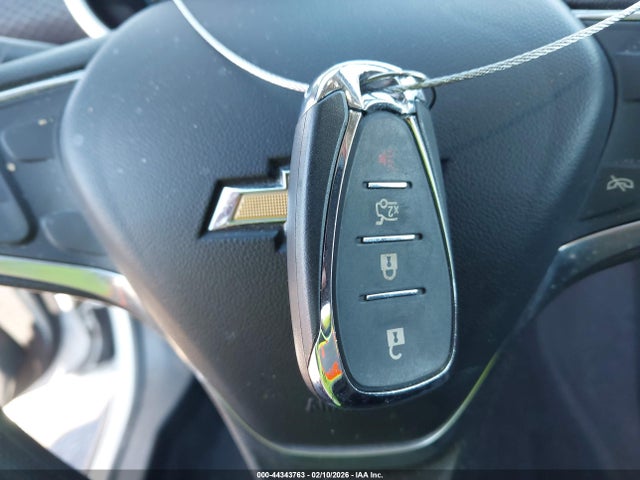 1G1ZC5ST6NF142451 Chevrolet Malibu Fwd 1fl