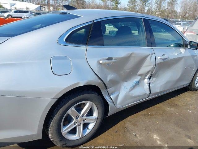 1G1ZC5ST6NF142451 Chevrolet Malibu Fwd 1fl