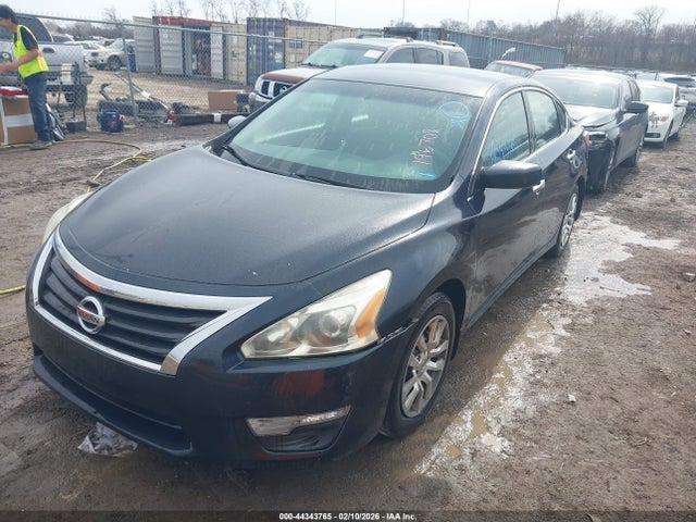 Nissan Altima 2.5 S 2015 1N4AL3AP4FC196708 Image 2