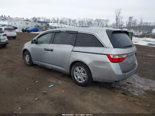 2013 HONDA ODYSSEY 5FNRL5H26DB052970 Photo 2