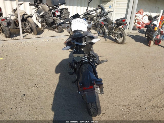 LCEPDPL11P6001312 Cf Moto 300nk