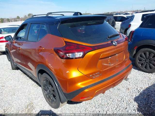 2022 NISSAN KICKS 3N1CP5DV5NL501605 Photo 2