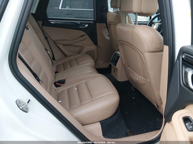 Porsche Macan T 2023 WP1AA2A54PLB06191 Image 8