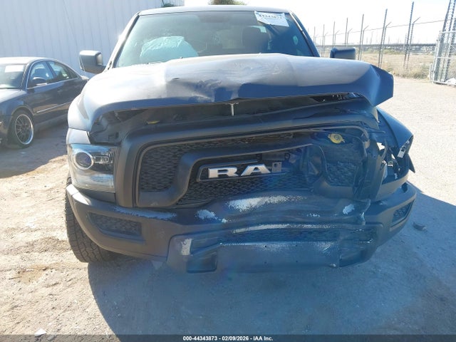 1C6RR6GG7NS148328 RAM 1500 Classic Warlock 4x2 6&#039;4 Box