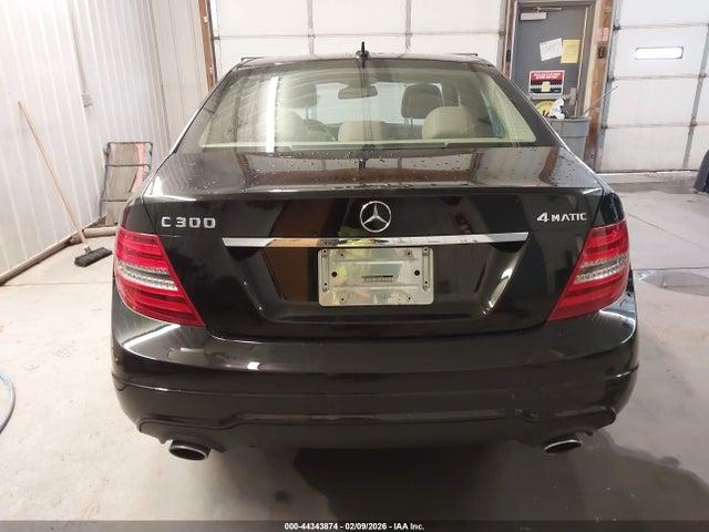 44343874 :رقم المزاد ، WDDGF8AB9EG176660 vin ، 2014 Mercedes-benz C 300 Sport 4matic مزاد بيع