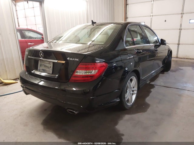 44343874 :رقم المزاد ، WDDGF8AB9EG176660 vin ، 2014 Mercedes-benz C 300 Sport 4matic مزاد بيع