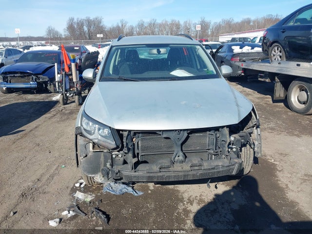 Продажа на аукционе авто 2015 Volkswagen Tiguan S, vin: WVGBV7AX1FW586451, номер лота: 44343885