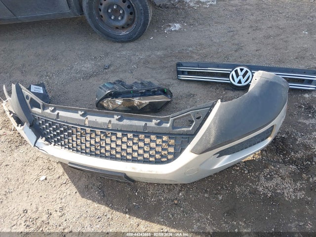 Продажа на аукционе авто 2015 Volkswagen Tiguan S, vin: WVGBV7AX1FW586451, номер лота: 44343885