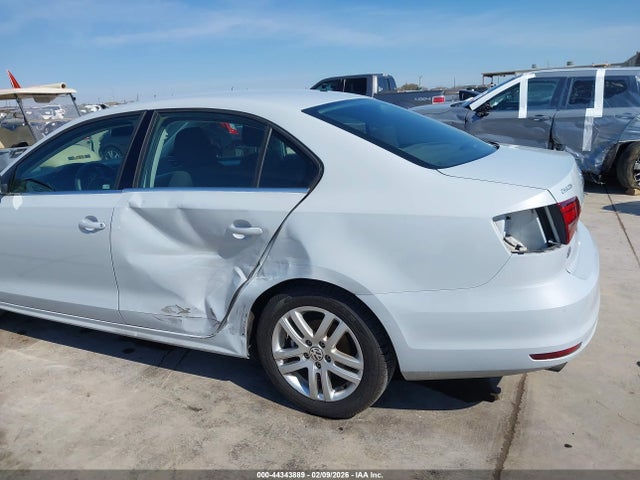 Продаж на аукціоні авто 2017 Volkswagen Jetta 1.4t S, vin: 3VW2B7AJ4HM330457, номер лоту: 44343889