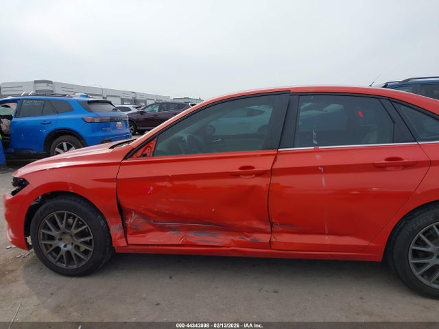 Продажа на аукционе авто 2019 Volkswagen Jetta 1.4t R-line/1.4t S/1.4t Se, vin: 3VWC57BU9KM024088, номер лота: 44343898
