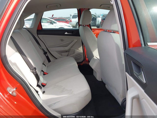 Продажа на аукционе авто 2019 Volkswagen Jetta 1.4t R-line/1.4t S/1.4t Se, vin: 3VWC57BU9KM024088, номер лота: 44343898