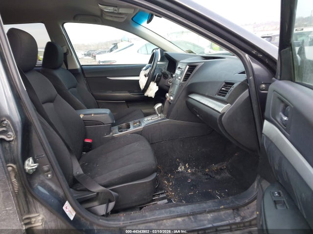Продаж на аукціоні авто 2010 Subaru Outback 2.5i Premium, vin: 4S4BRBCC0A3318082, номер лоту: 44343902